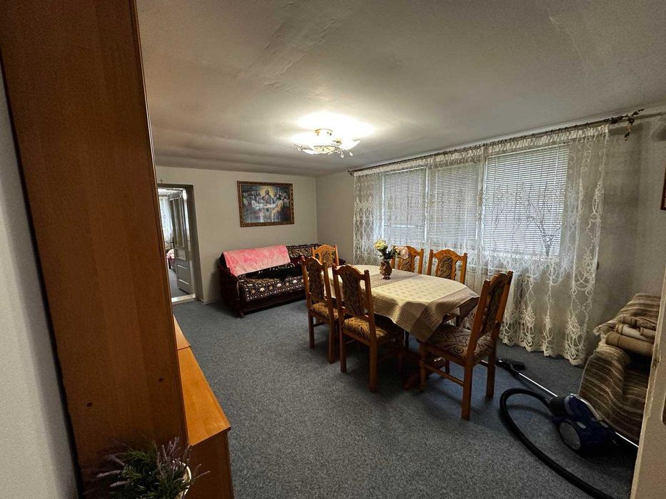 Продається будинок в с. Нересниця