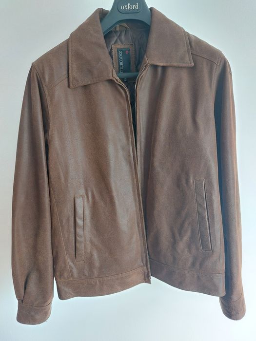 Blusão 100% pele verdadeira, forrado, sem uso, Tamanho 48