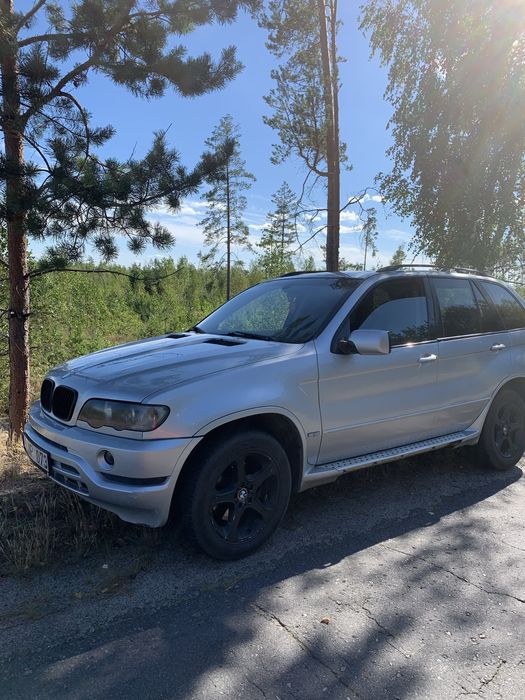 В продажі BMW X5