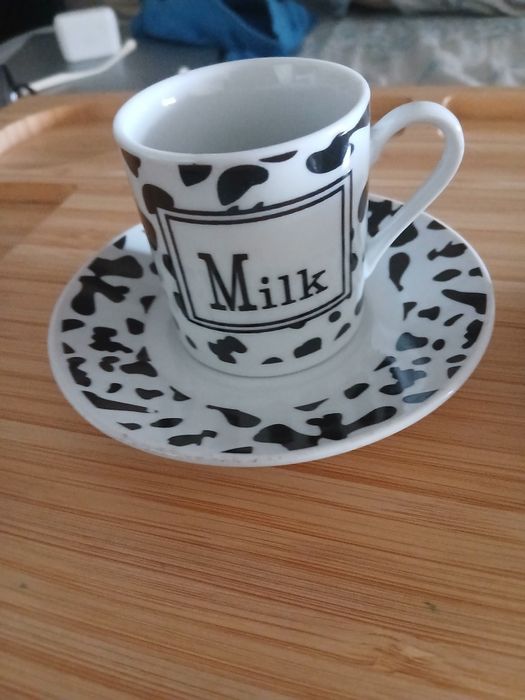 Conjunto com duas canecas de café