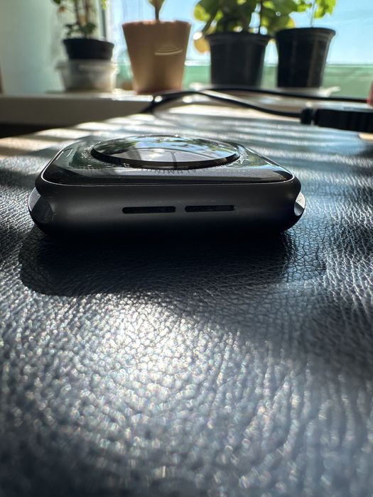 Apple watch 4 space gray aliminiun case 44mm