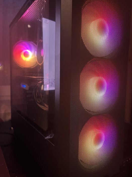 PC z Ryzen 7 2700, RTX 2070, 16GB, 512SSD, Windows 11