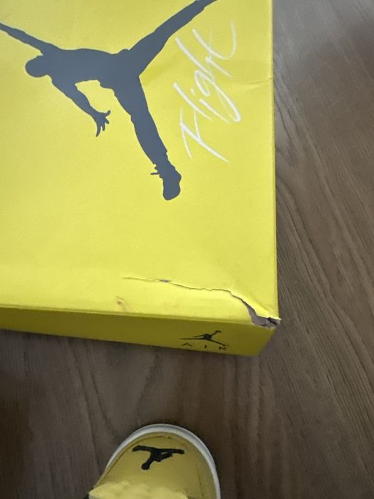 Buty nike Air Jordan 4 Lighting roz 39 żółte nowe