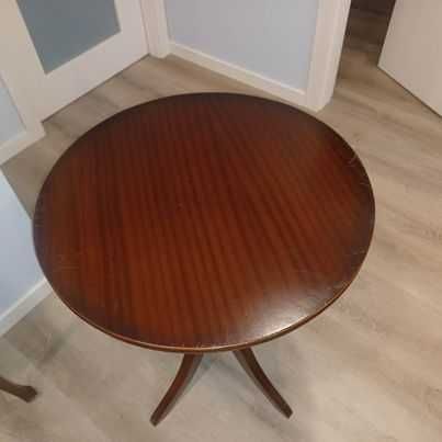 Mesa apoio sala ou quarto em madeira maciça