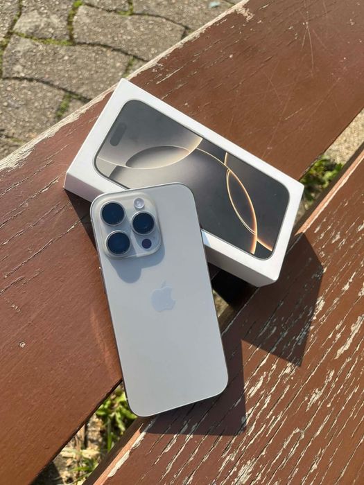 Iphone  16pro 128 мб…….