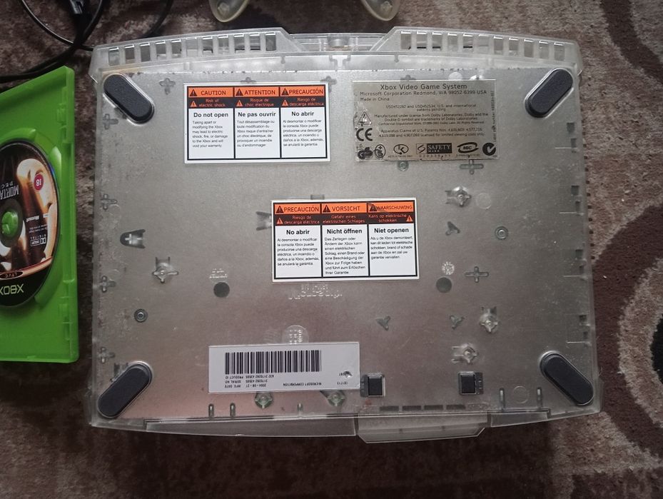Продам Microsoft Xbox Crystal Edition "ЕVO"