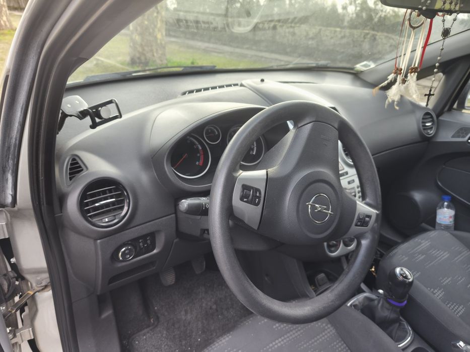 Opel corsa usado de 2011
