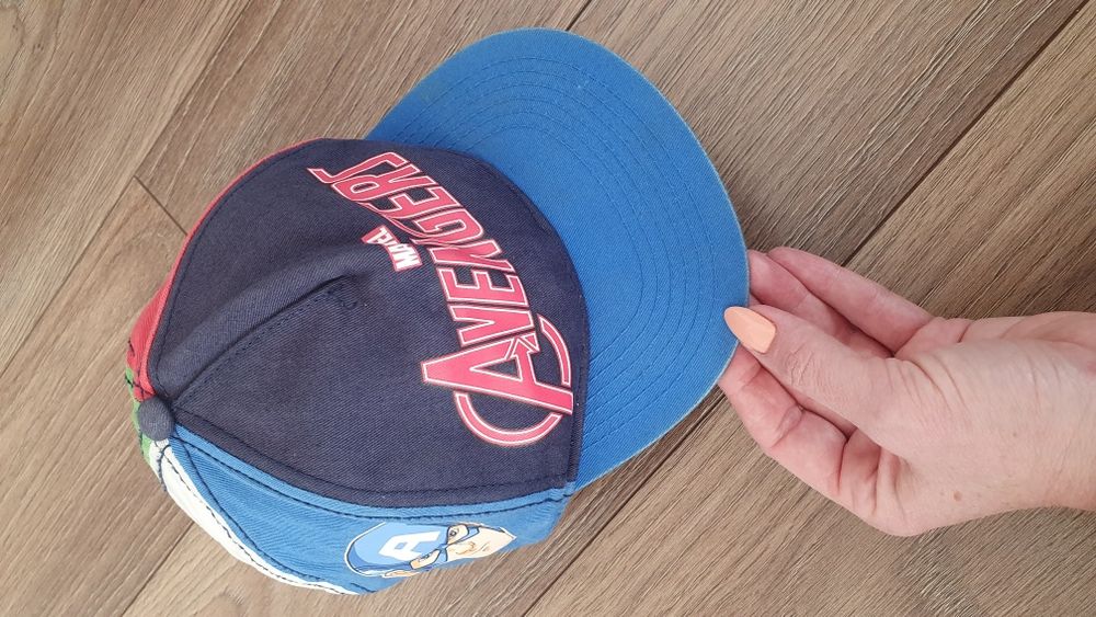 Czapeczki z daszkiem H&M 110/128