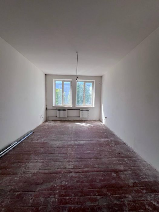 Продаж 3 кімнатної квартири в Центрі міста