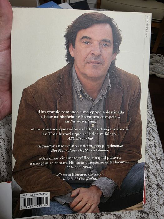 Livro Equador de Miguel Sousa Tavares