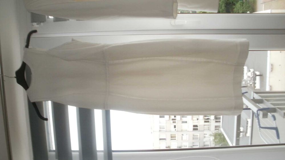 Płaszcz damski biały Quiosque 36 + 2 sukienki: HM ecru+biała koronkowa