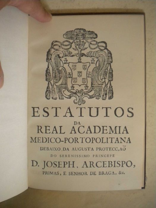 Estatutos da Real academia medico-portopolitana