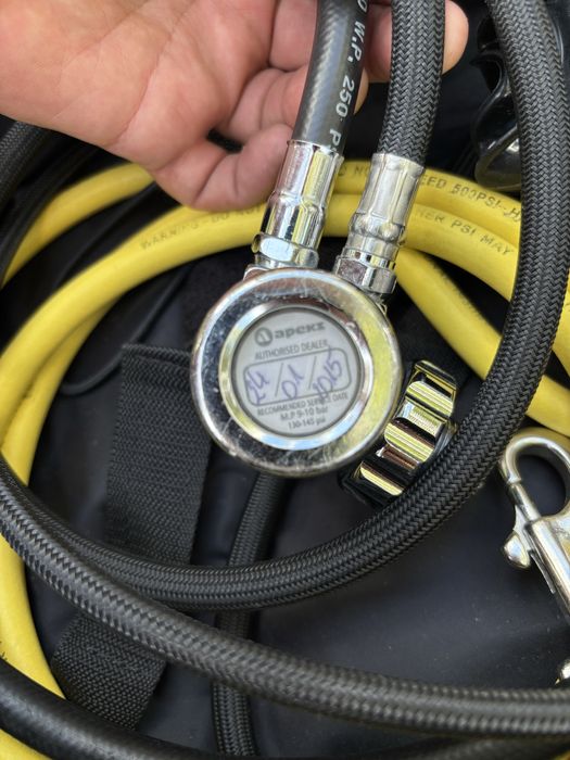 Zestaw automatów 2x (Apeks XTX50 apeks tek3) manometr scubapro