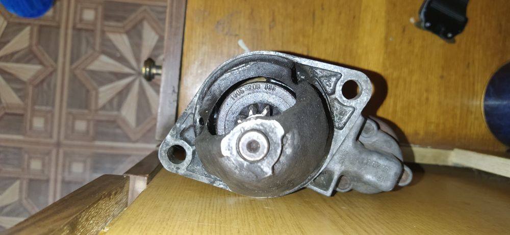 Продам стартер на ваз