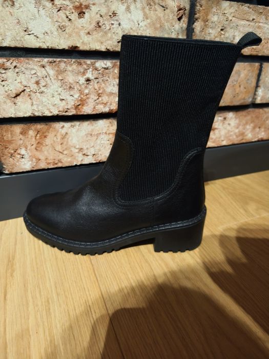 Kozaki damskie CCC skórzane zimowe botki
