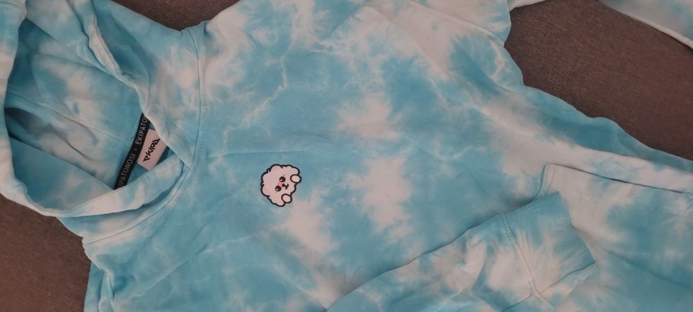 Ekipatonosi, ekipa - bluza chmurką tie dye
