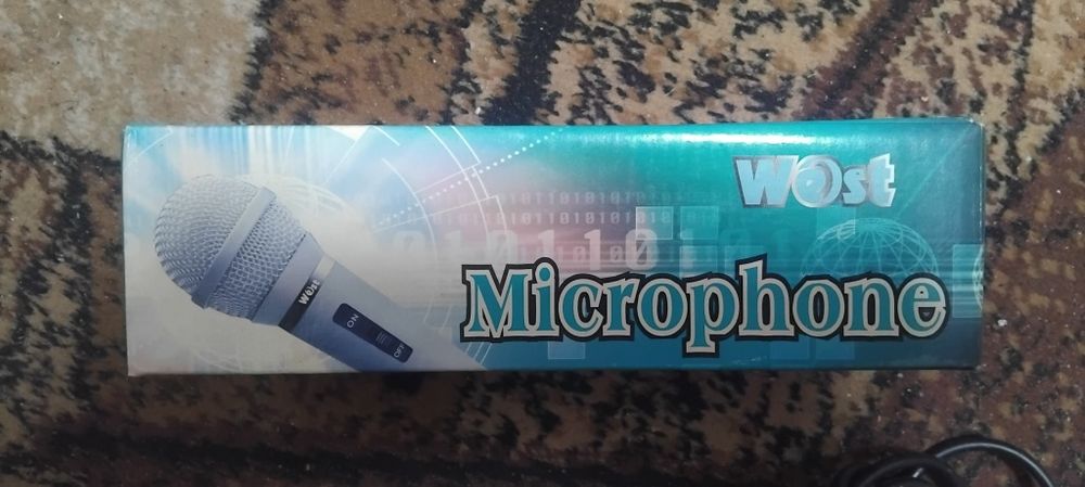 Микрофон . Микрофон