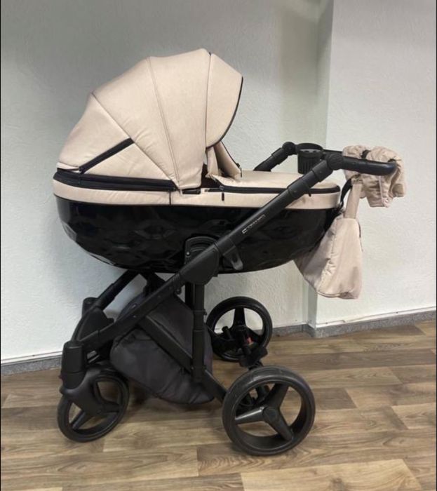 Коляска сосоояние идеальное