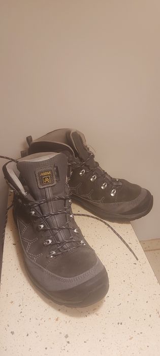 Чоловічі чоботи asolo 42  розмір