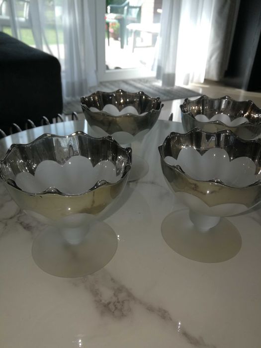 Pucharki ze szkła 4 szt