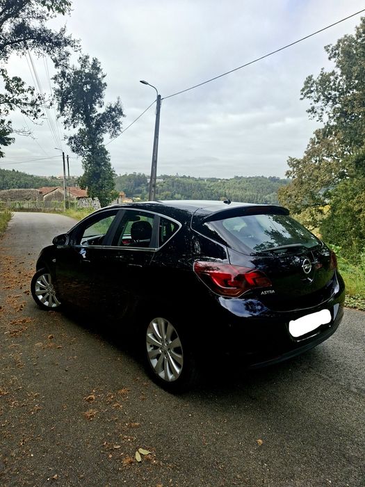 Opel Astra 1.4 Cosmo 1 dono 2011 — photo 3