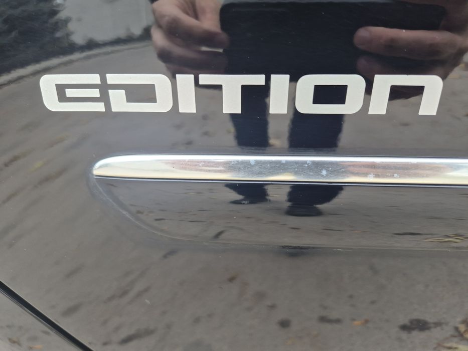 У продажу Голь5 Не фарбований ! Дуже гарний стан!