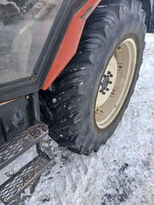 Opona Taurus 16.9/34