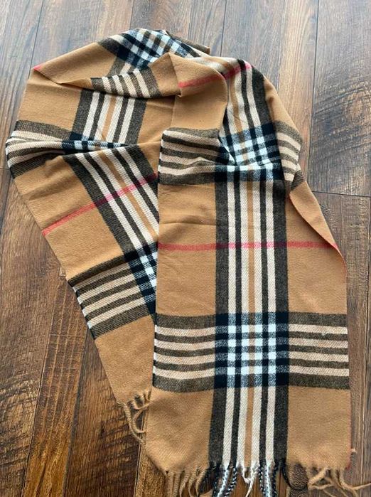 Шарф в стилі Burberry бежевий