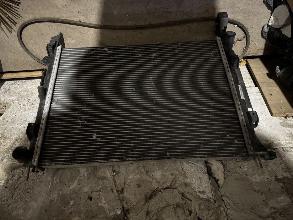 Радіатор clio 3 оригінал