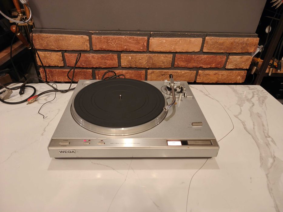 WEGA P700SH ! Gramofon Direct Drive do naprawy lub na części