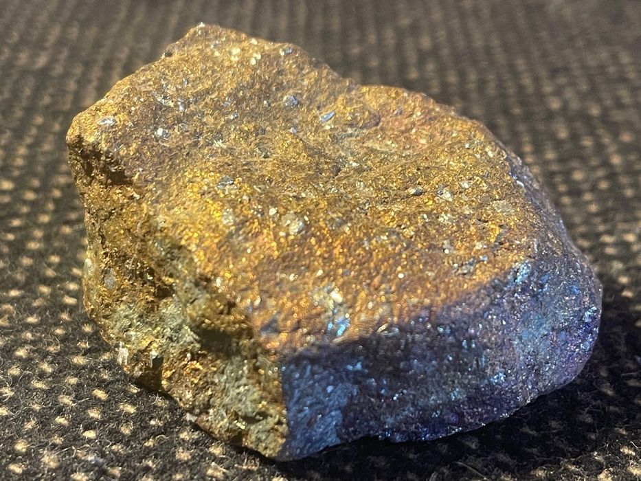 Pavão Calcopirite – Mineral de Cobre Iridescente