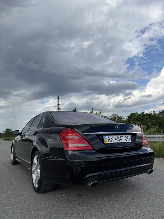 Продам Mercedes Benz  S 500 / W221