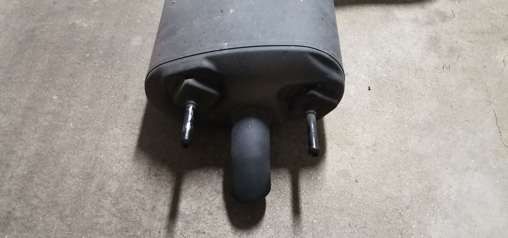 Escape Duplo Lexus is300h