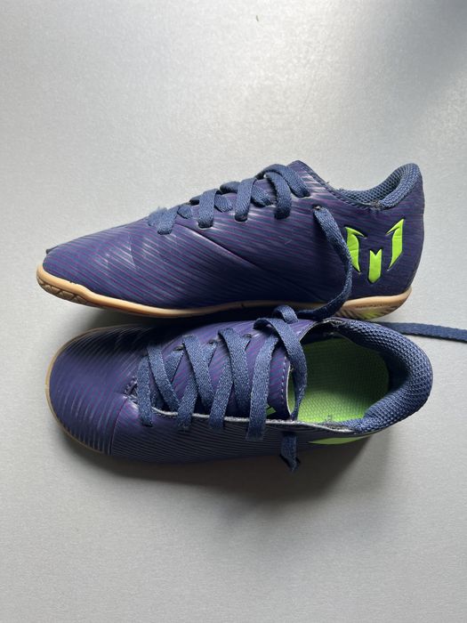 Halówki buty piłkarskie Adidas 28,5