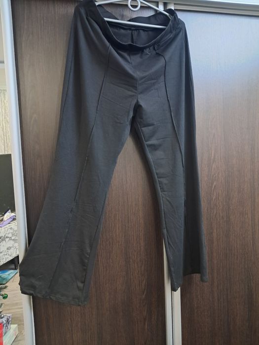 Жіночі спортивні штани