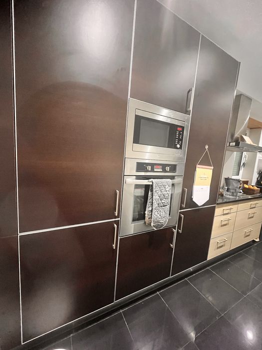Cozinha mobiliada e eletrodomesticos