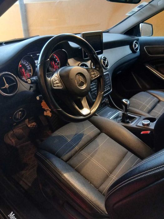 Mercedes-Benz GLA 180 Diesel SUV 2016
