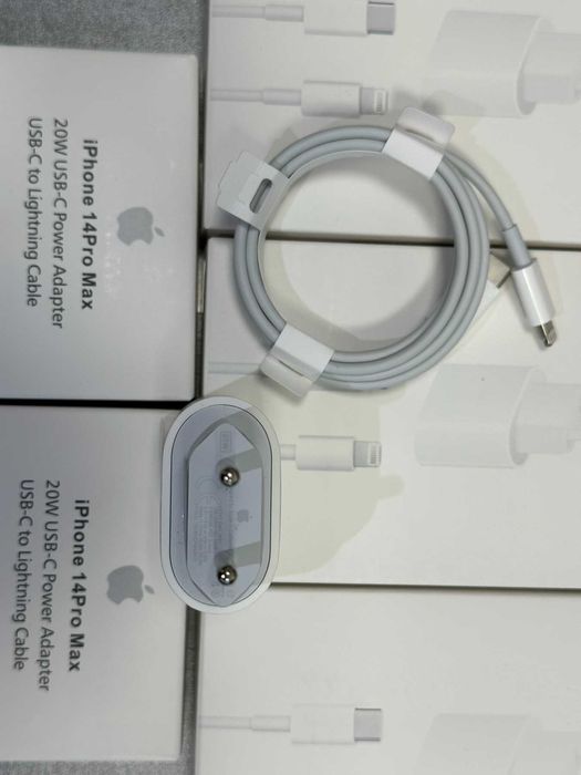 Зарядка СЗУ для  Apple USB-C A2347 20W MHJE3ZM+ кабель