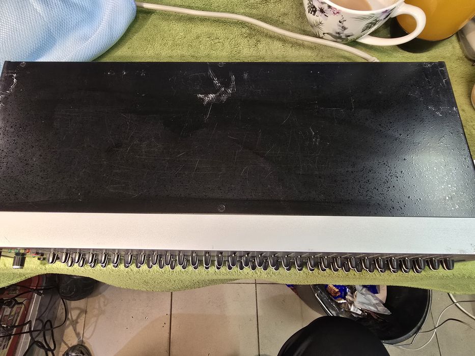 PHONIC GEQ3100 profesjonalny korektor graficzny.