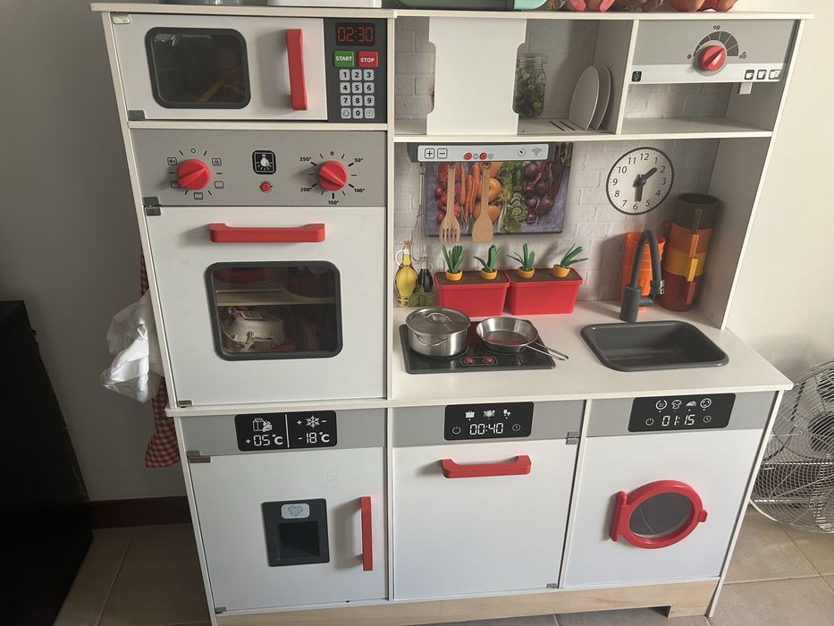 Cozinha do Lidl com conjuntos