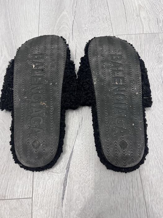Balenciaga fluffy slides тапки