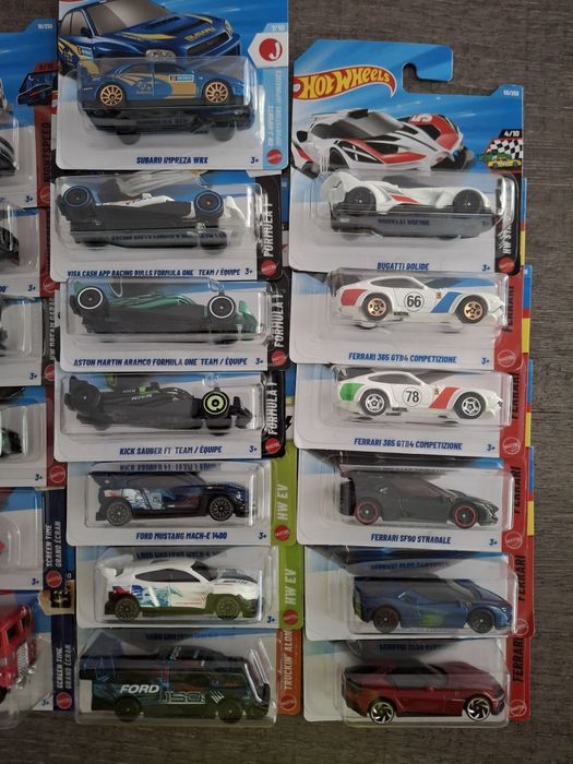 26 Carros  Hot Wheels