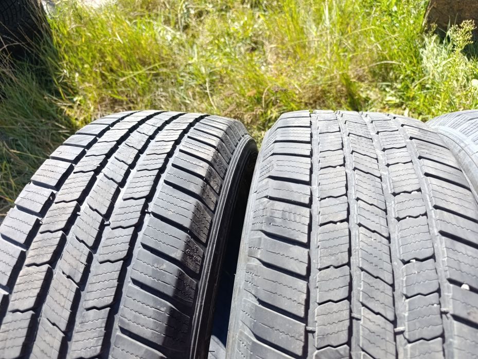 Літні шини 235/55 R19 105H XL Michelin Defender LTX m/s