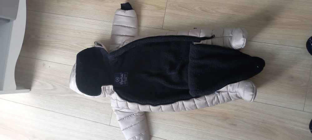 Kombinezon niemowlęcy