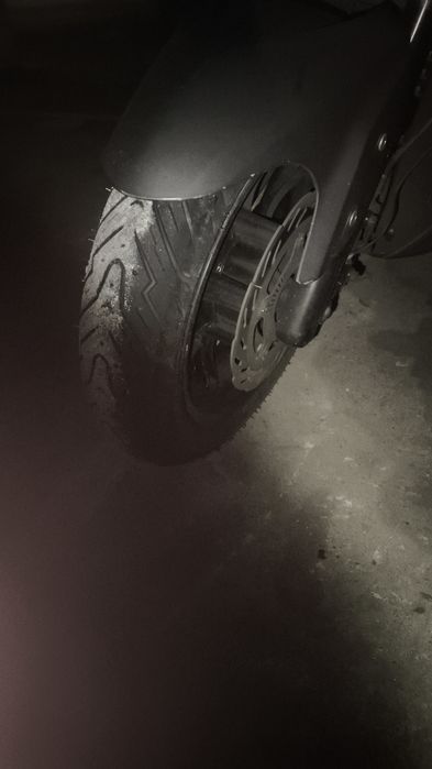 Vendo SYM 125  GTS i (2015) troco por carrinha com bola de reboque