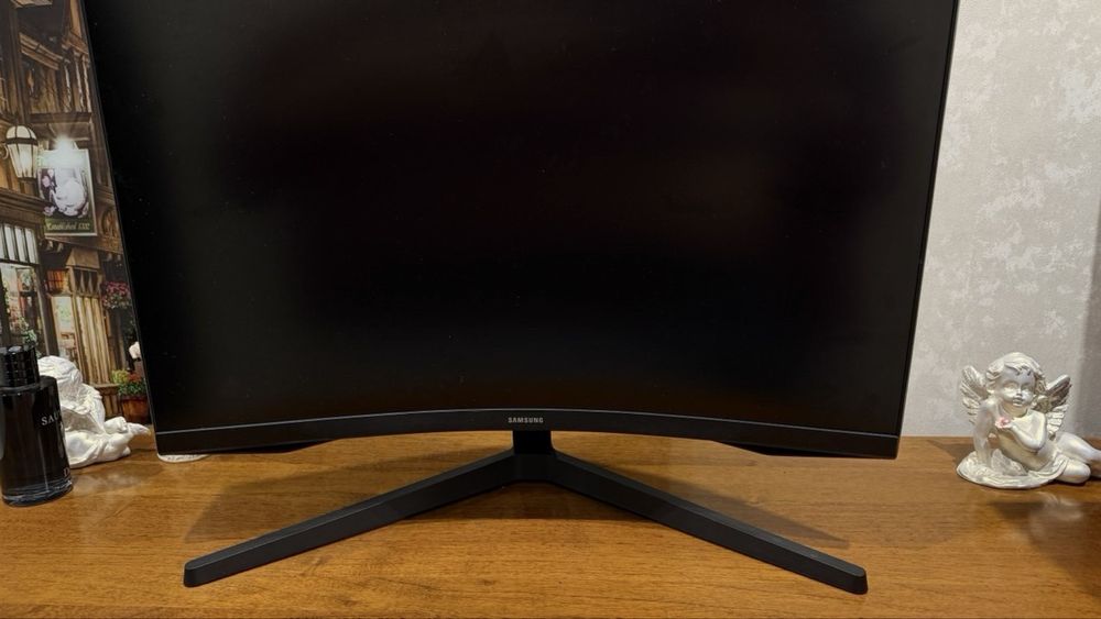 Samsung Odyssey G5 27" 144Hz