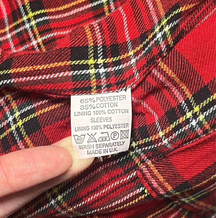 Червоний England Harrington