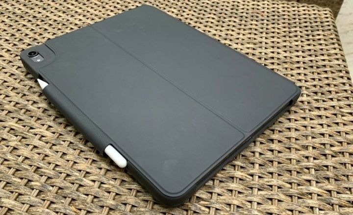 Logitech Slim Folio Pro for iPad Pro 11-inch