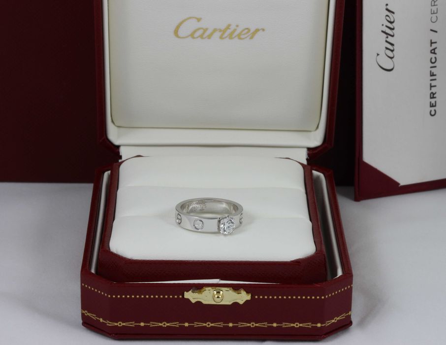 Золотое кольцо с бриллиантом- 0,51ct Cartier LOVE SOLITAIRE