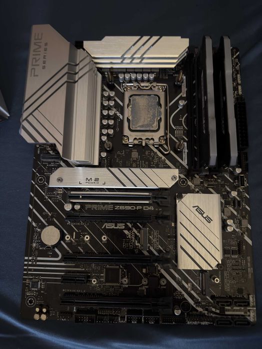 Bundle CPU 13600K + Z690-P D4 + DDR4 3200MT CL16